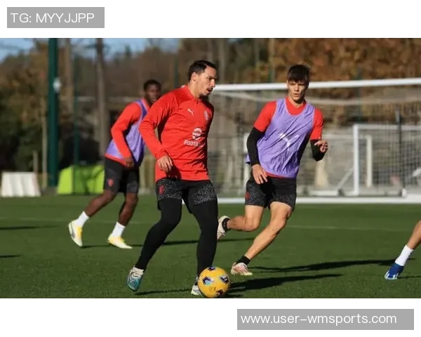 加比亚左膝关节受伤若米兰进决赛有望复出